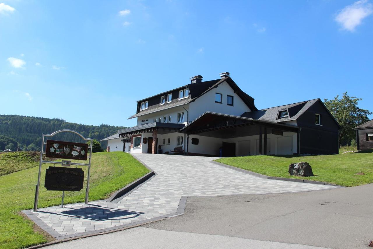 Haus Am Stryckpark Apartment Willingen  Exterior photo